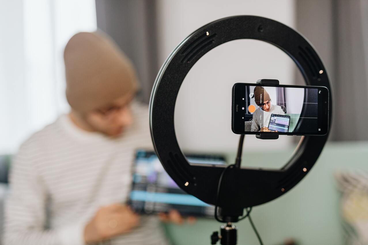 Content Creation Doesn’t Have to Take Time theme image